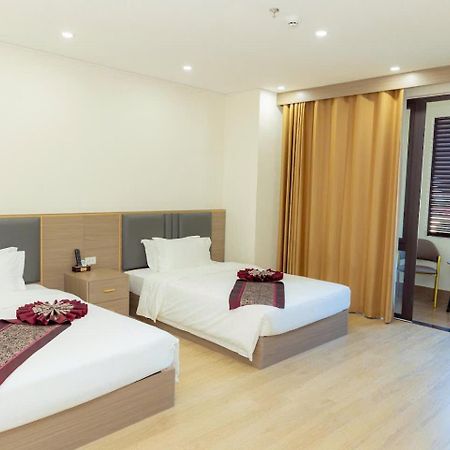 Hong Van Grand Hotel Mong Cai Екстер'єр фото