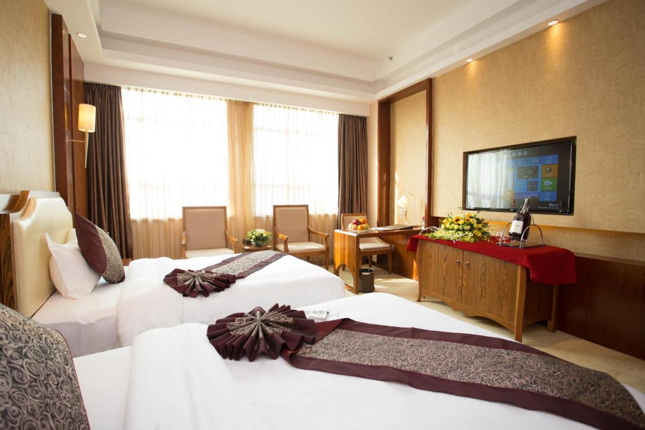 Hong Van Grand Hotel Mong Cai Екстер'єр фото