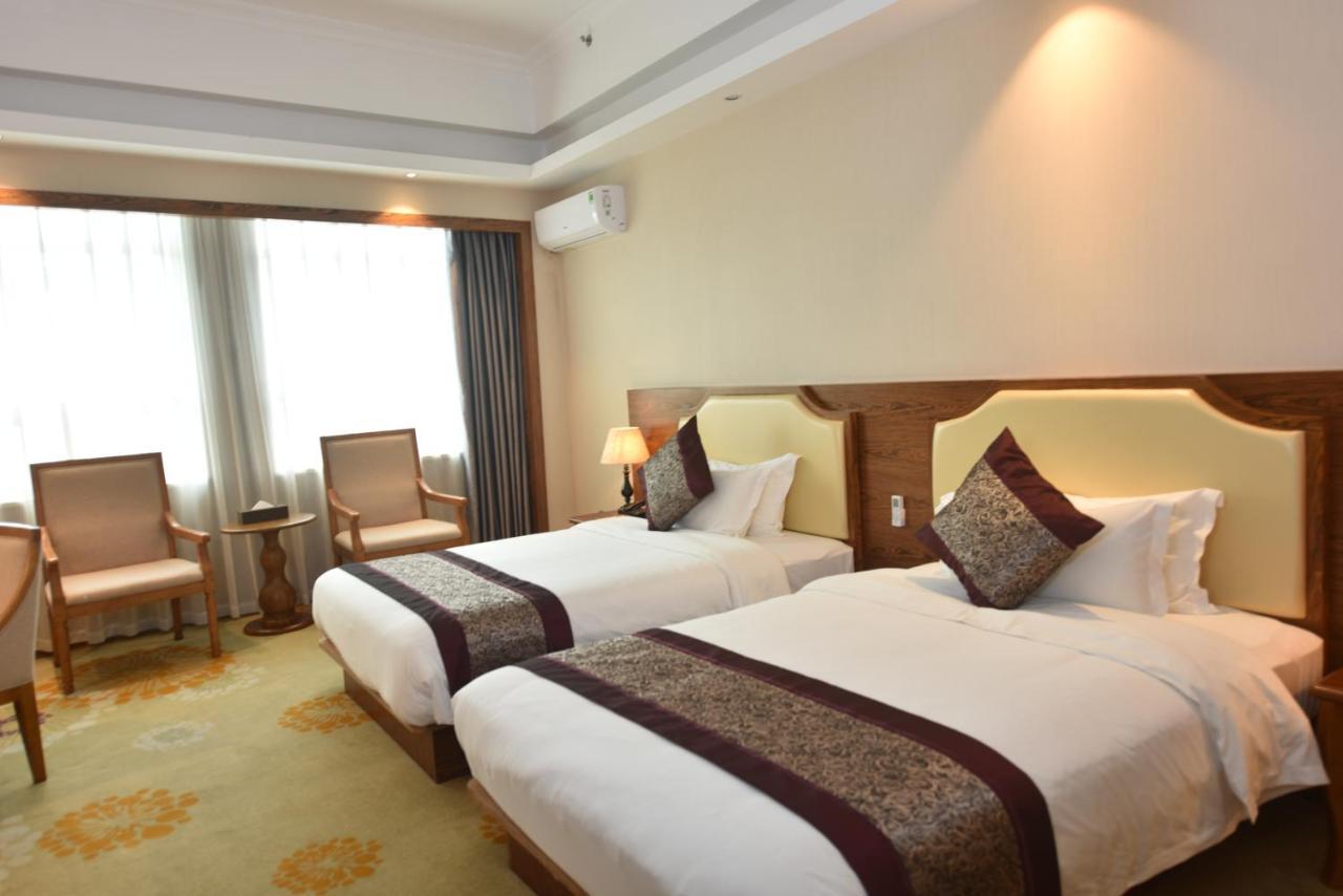 Hong Van Grand Hotel Mong Cai Екстер'єр фото