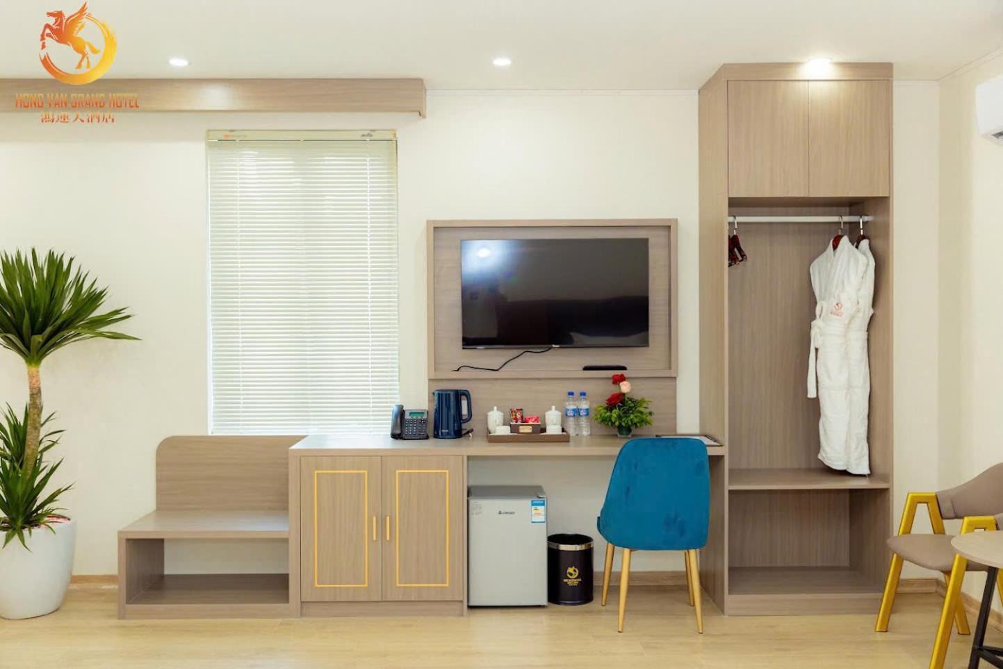 Hong Van Grand Hotel Mong Cai Екстер'єр фото
